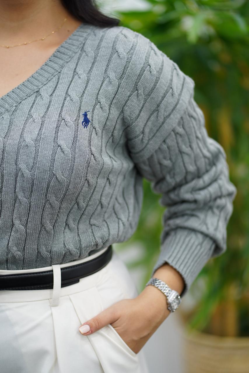 Pulls col V en maille torsadée